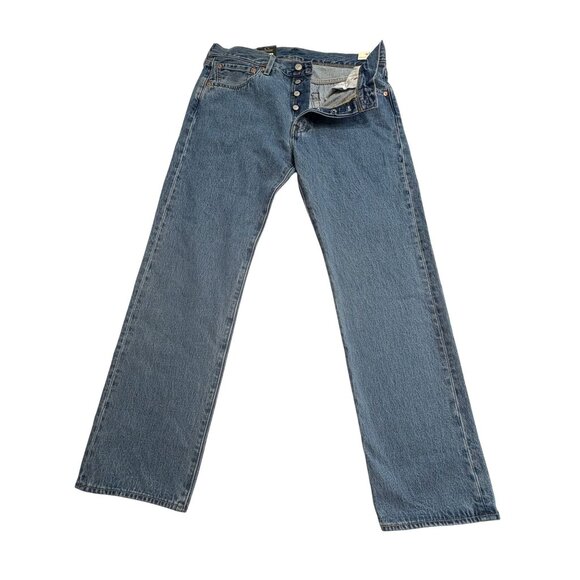 Levi's 501 Original Fit Jeans in Medium Stone Wash - Picture 1 of 4